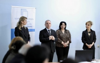 საჯარო სკოლების სამოქალაქო განათლების პედაგოგებისთვის საინფორმაციო კურსი ''დემოკრატიული არჩევნები და საარჩევნო გარემო'' ხორციელდება